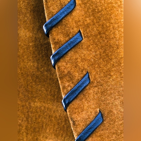 Women's Brown Leather Jacket with Black Trim - Picture 8 of 9